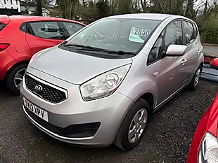Used 2013 Kia Venga Ecodynamics Silver - Interior and Exterior details 7