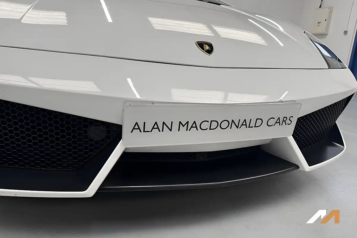 Used 2013 Lamborghini Gallardo Coupe White - Interior and Exterior details 5