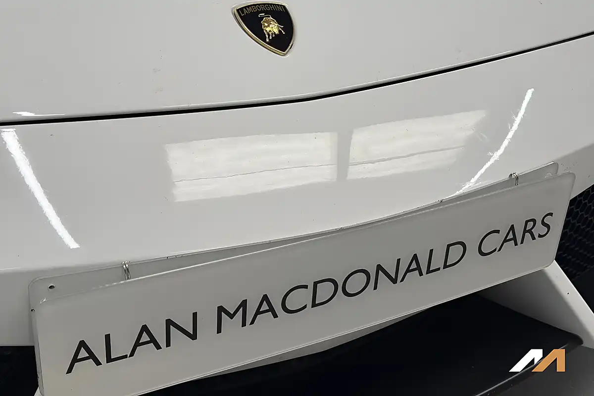 Used 2013 Lamborghini Gallardo Coupe White - Interior and Exterior details 7