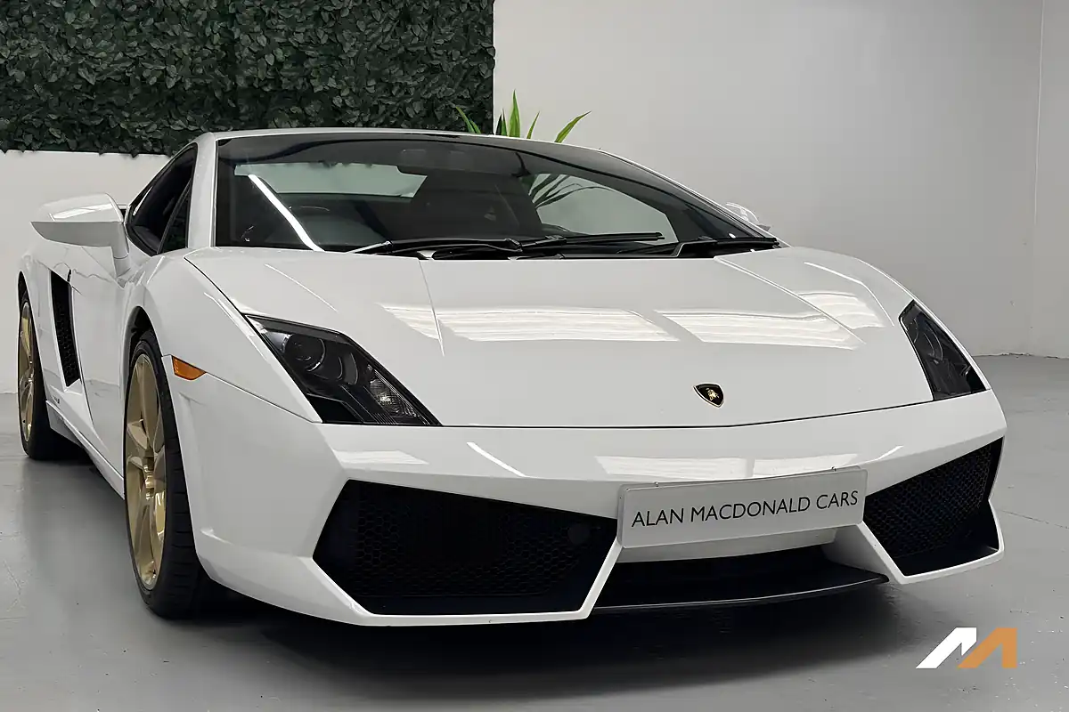 Used 2013 Lamborghini Gallardo Coupe White - Interior and Exterior details 9