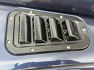 Used 2013 Land Rover Defender 110 Xs Station Wagon Loire Blue - Interior and Exterior details 20