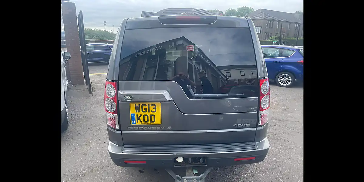 Used 2013 Land Rover Discovery 4 Grey - Interior and Exterior details 5