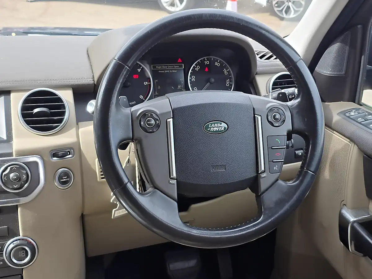 Used 2013 Land Rover Discovery 4 Gs Blue - Interior and Exterior details 8