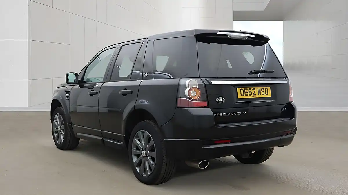 Used 2013 Land Rover Freelander 2 Dynamic Black - Interior and Exterior details 3