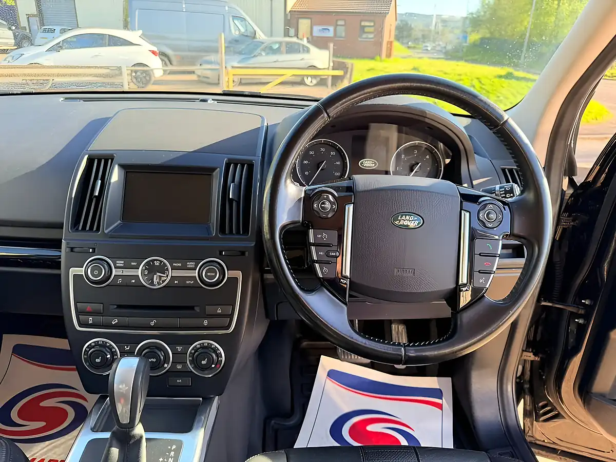 Used 2013 Land Rover Freelander 2 Dynamic Black - Interior and Exterior details 15