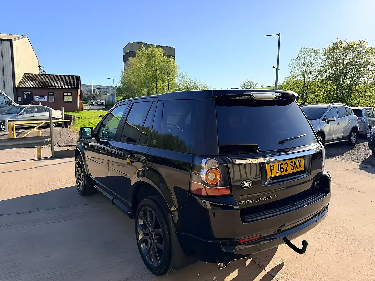 Used 2013 Land Rover Freelander 2 Dynamic Black - Interior and Exterior details 7