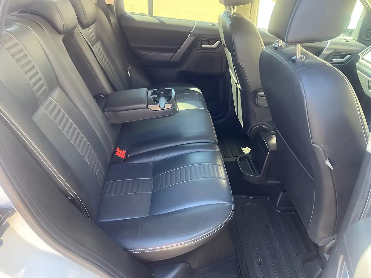 Used 2013 Land Rover Freelander 2 Dynamic White - Interior and Exterior details 11
