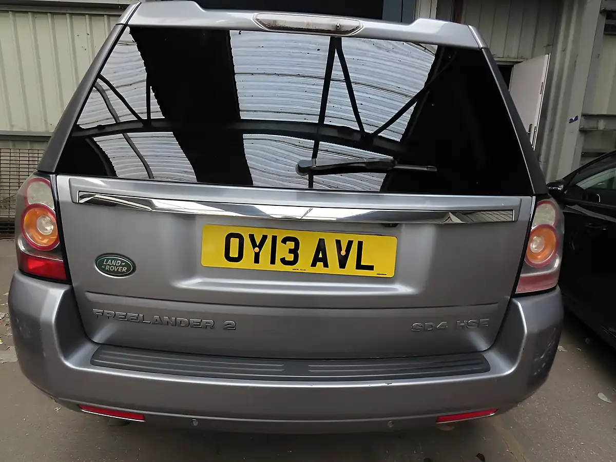 Used 2013 Land Rover Freelander 2 Hse Lux Grey - Interior and Exterior details 13