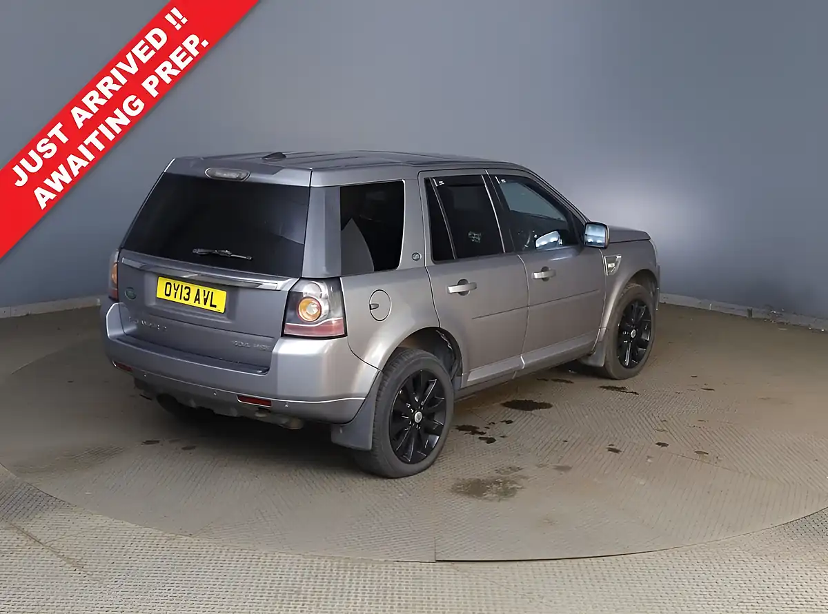 Used 2013 Land Rover Freelander 2 Hse Lux Grey - Interior and Exterior details 2
