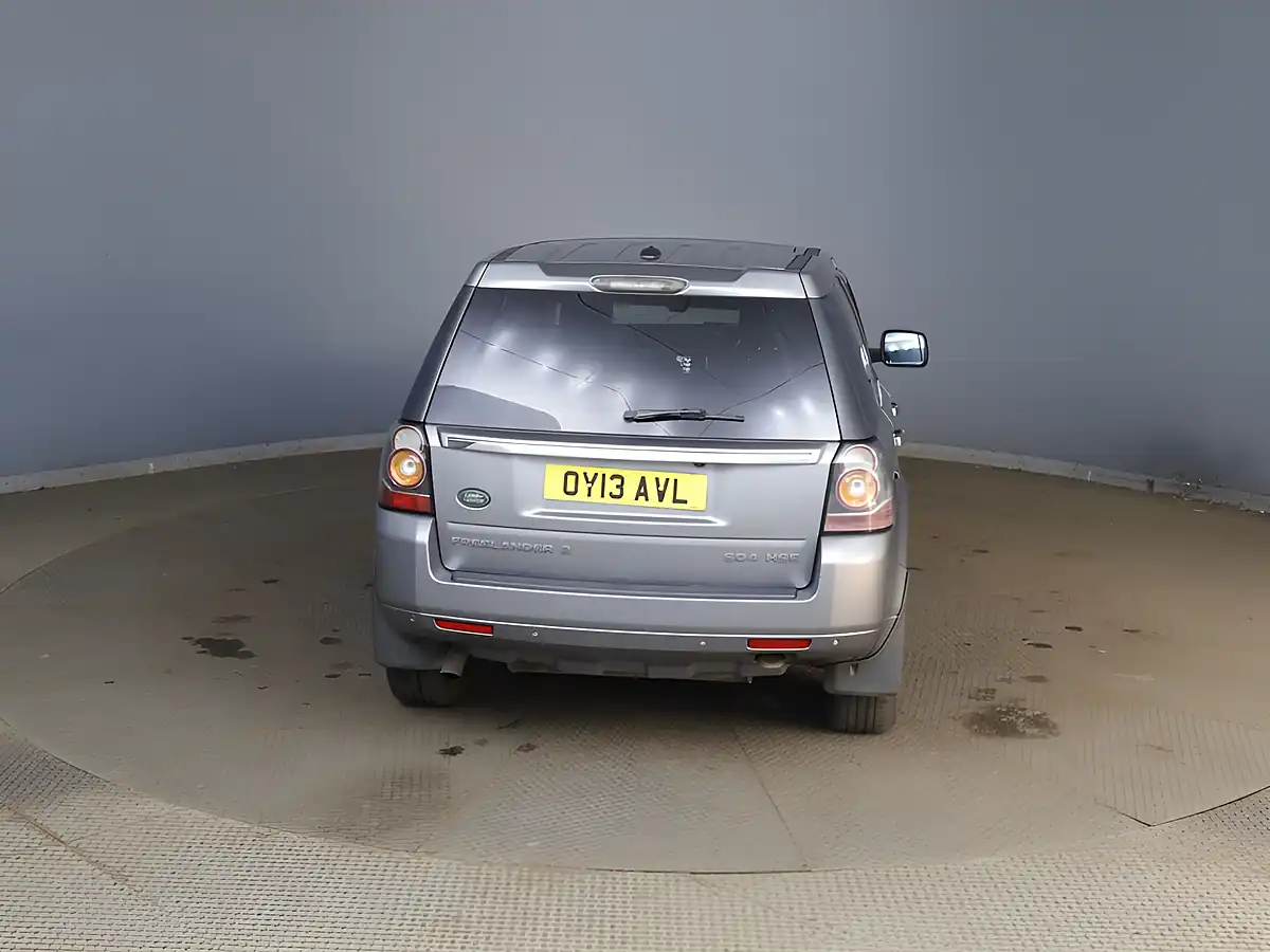 Used 2013 Land Rover Freelander 2 Hse Lux Grey - Interior and Exterior details 4