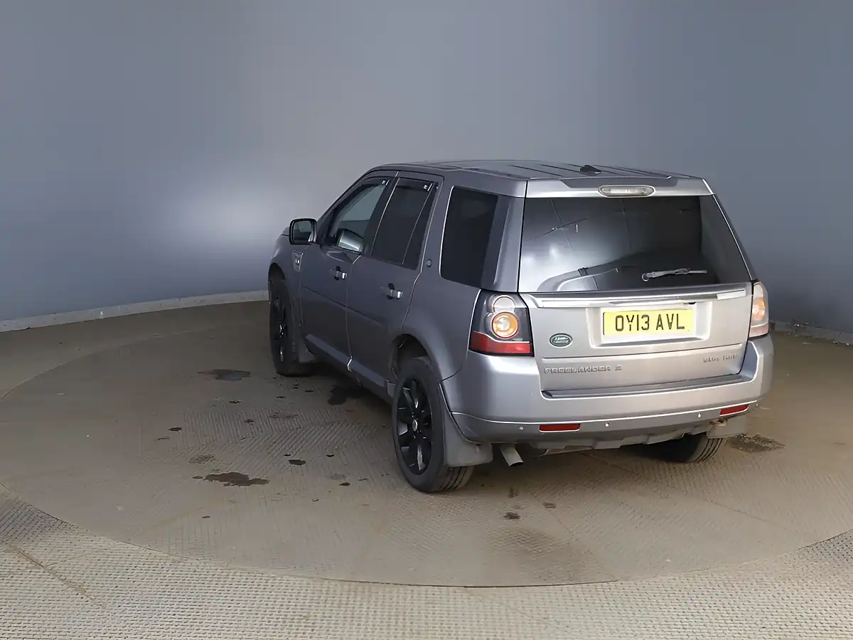Used 2013 Land Rover Freelander 2 Hse Lux Grey - Interior and Exterior details 5