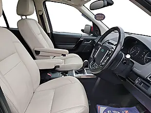 Used 2013 Land Rover Freelander 2 Hse Lux Red - Interior and Exterior details 6