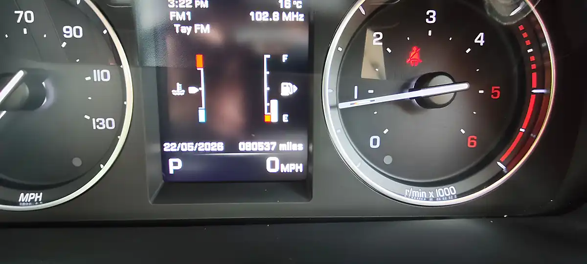 Used 2013 Land Rover Freelander 2 Hse White - Interior and Exterior details 17
