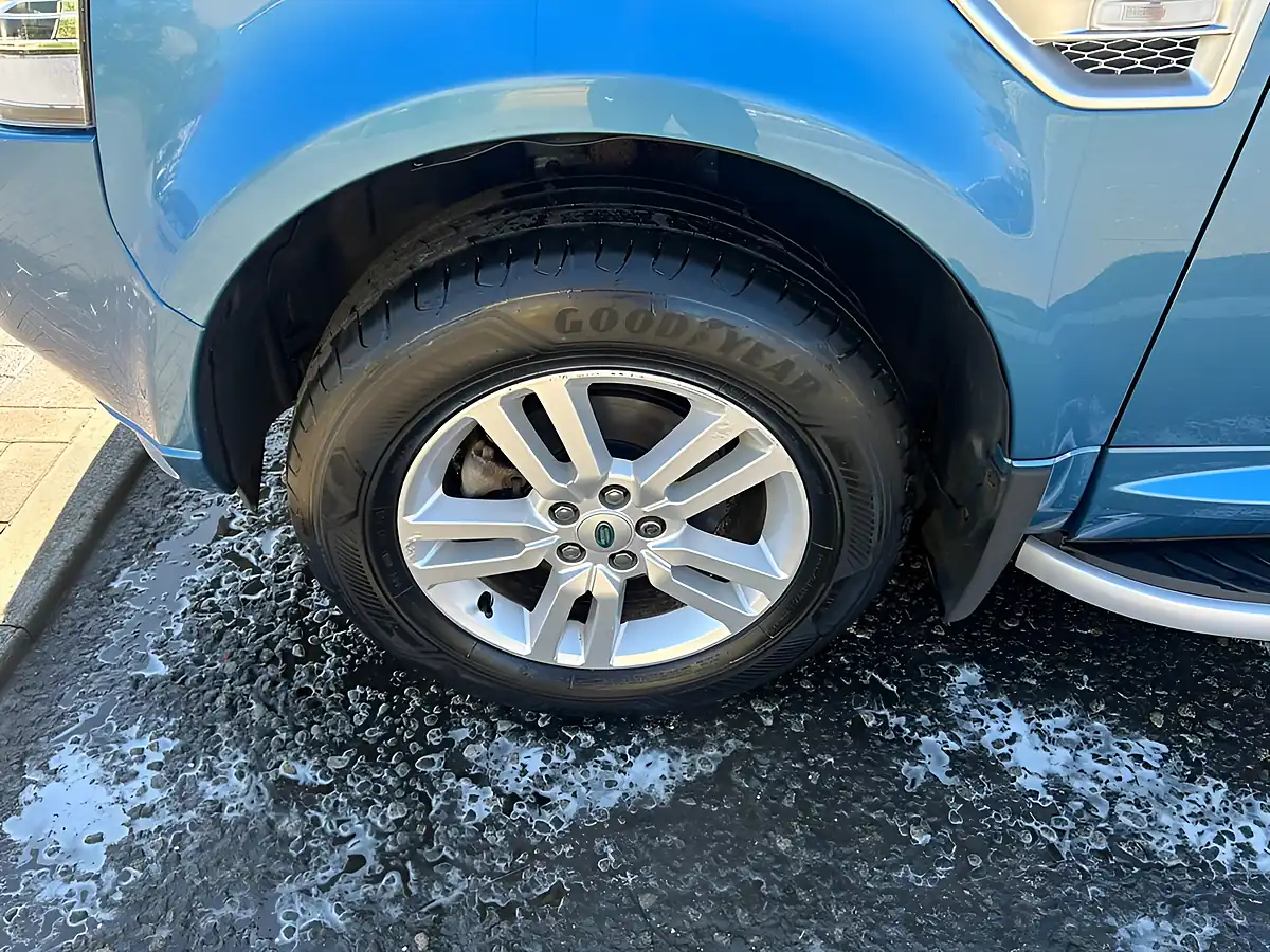 Used 2013 Land Rover Freelander 2 Xs Blue - Interior and Exterior details 18