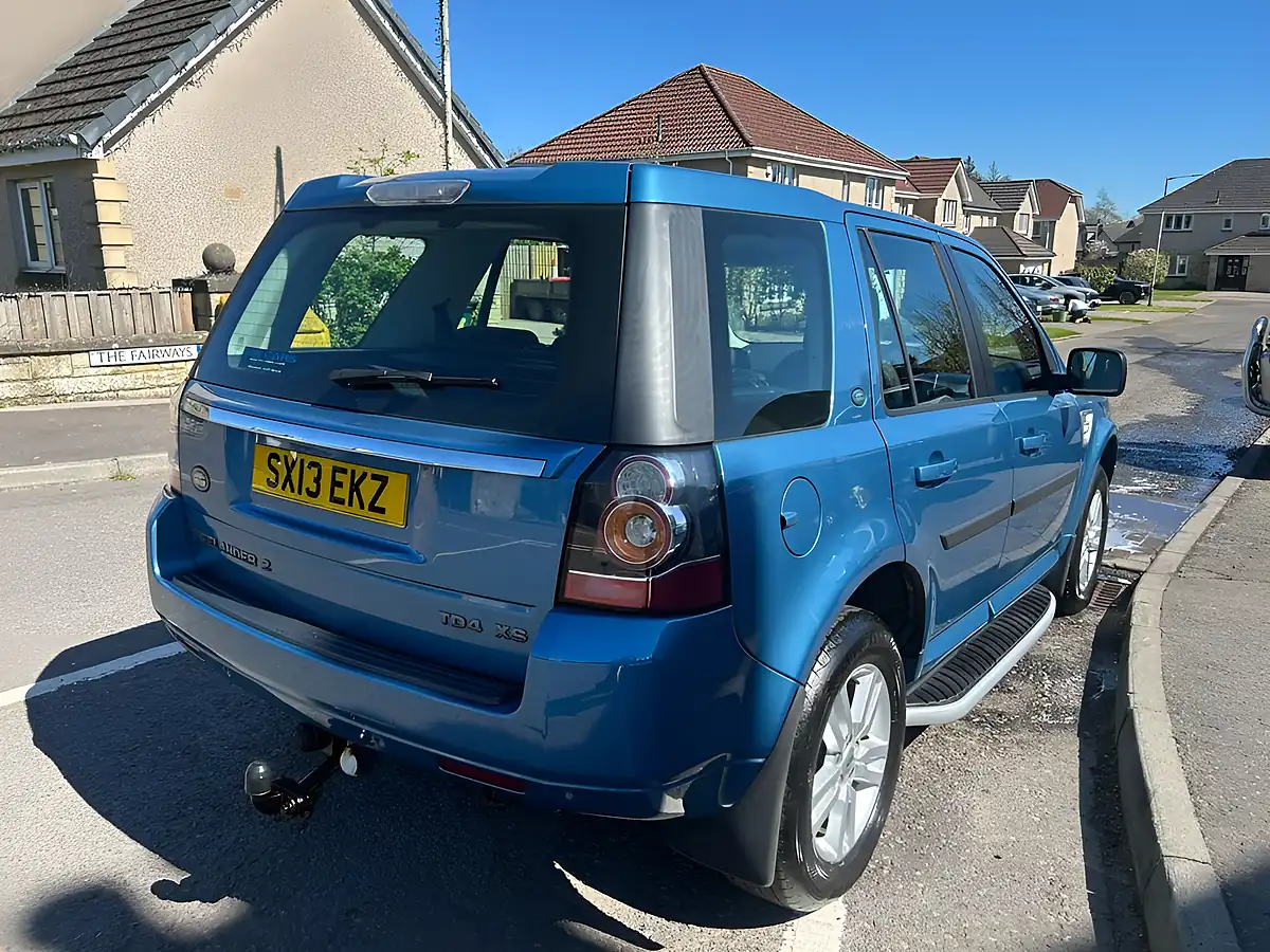 Used 2013 Land Rover Freelander 2 Xs Blue - Interior and Exterior details 5
