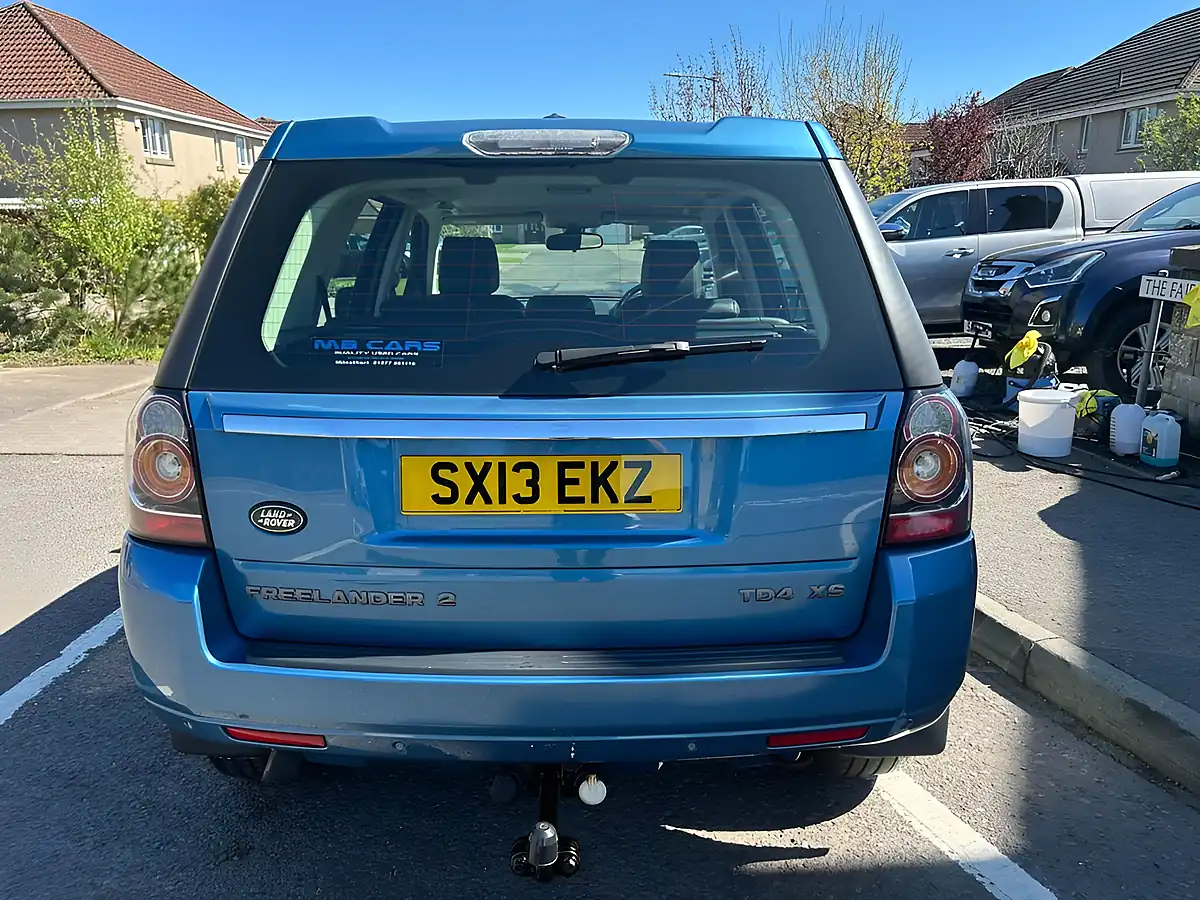 Used 2013 Land Rover Freelander 2 Xs Blue - Interior and Exterior details 7