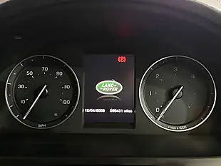Used 2013 Land Rover Freelander 2 Xs Green - Interior and Exterior details 12