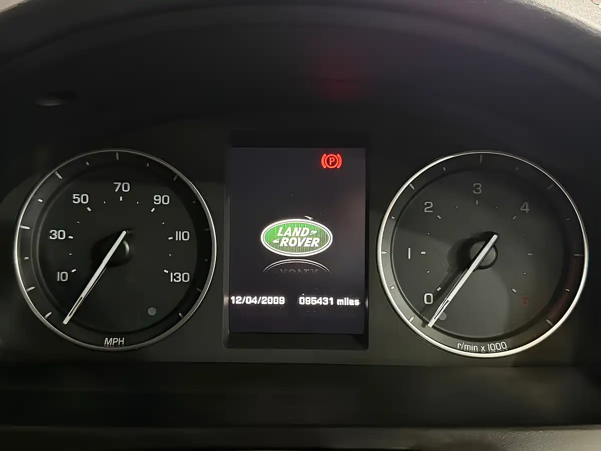 Used 2013 Land Rover Freelander 2 Xs Green - Interior and Exterior details 12