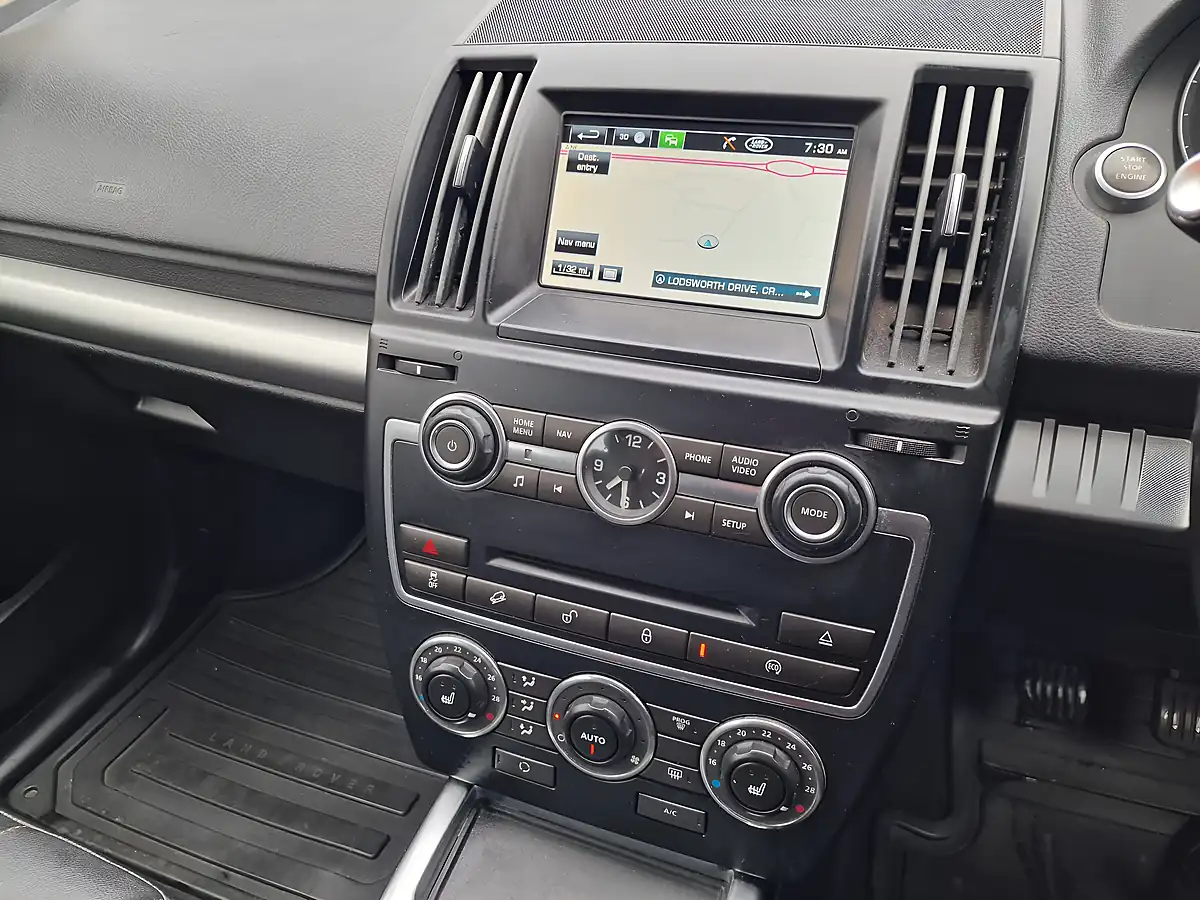 Used 2013 Land Rover Freelander 2 Xs Grey - Interior and Exterior details 13
