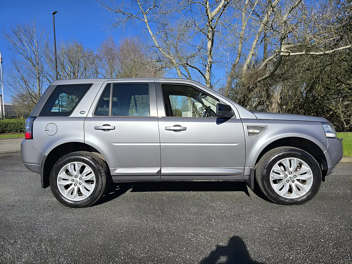 Used 2013 Land Rover Freelander 2 Xs Grey - Interior and Exterior details 5