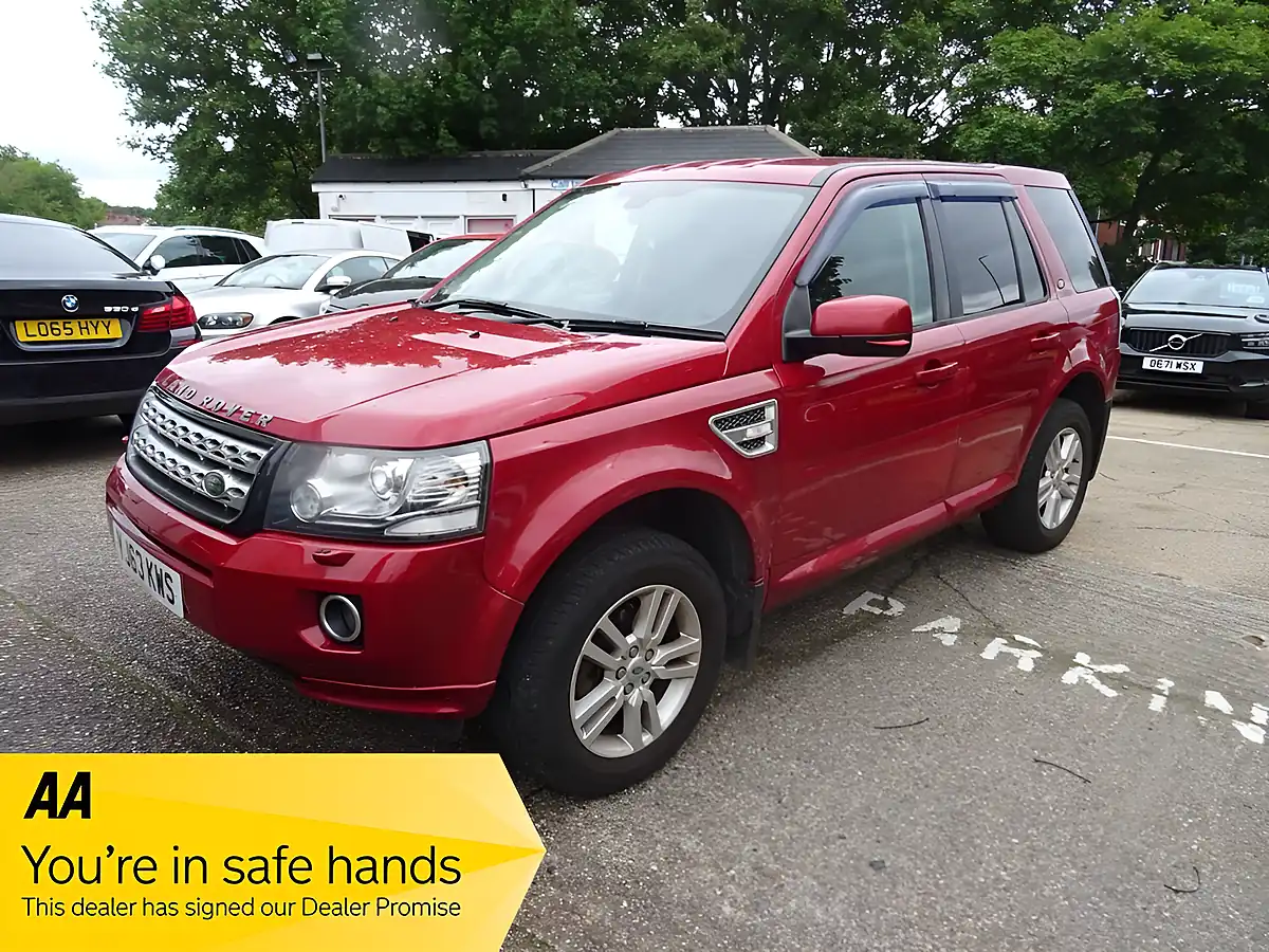 Used 2013 Land Rover Freelander 2 Xs Red - Front View
