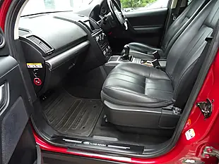 Used 2013 Land Rover Freelander 2 Xs Red - Interior and Exterior details 15