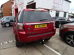Used 2013 Land Rover Freelander 2 Xs Red - Interior and Exterior details 8