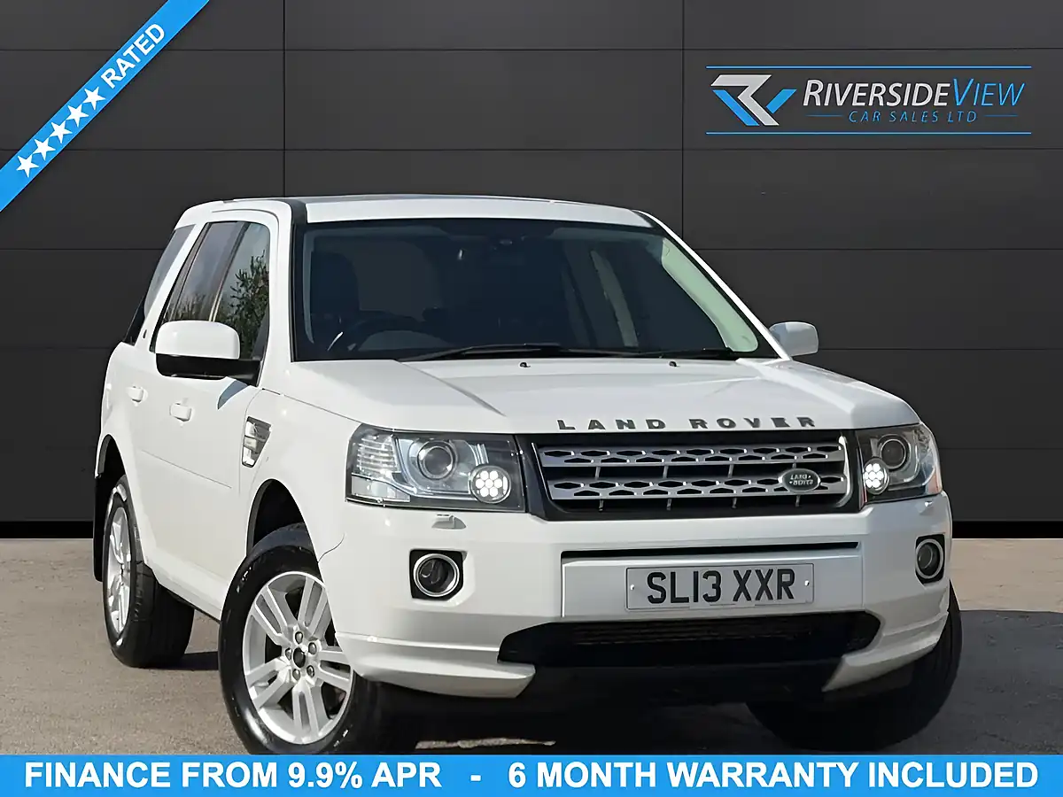 Used 2013 Land Rover Freelander 2 Xs White - Front View