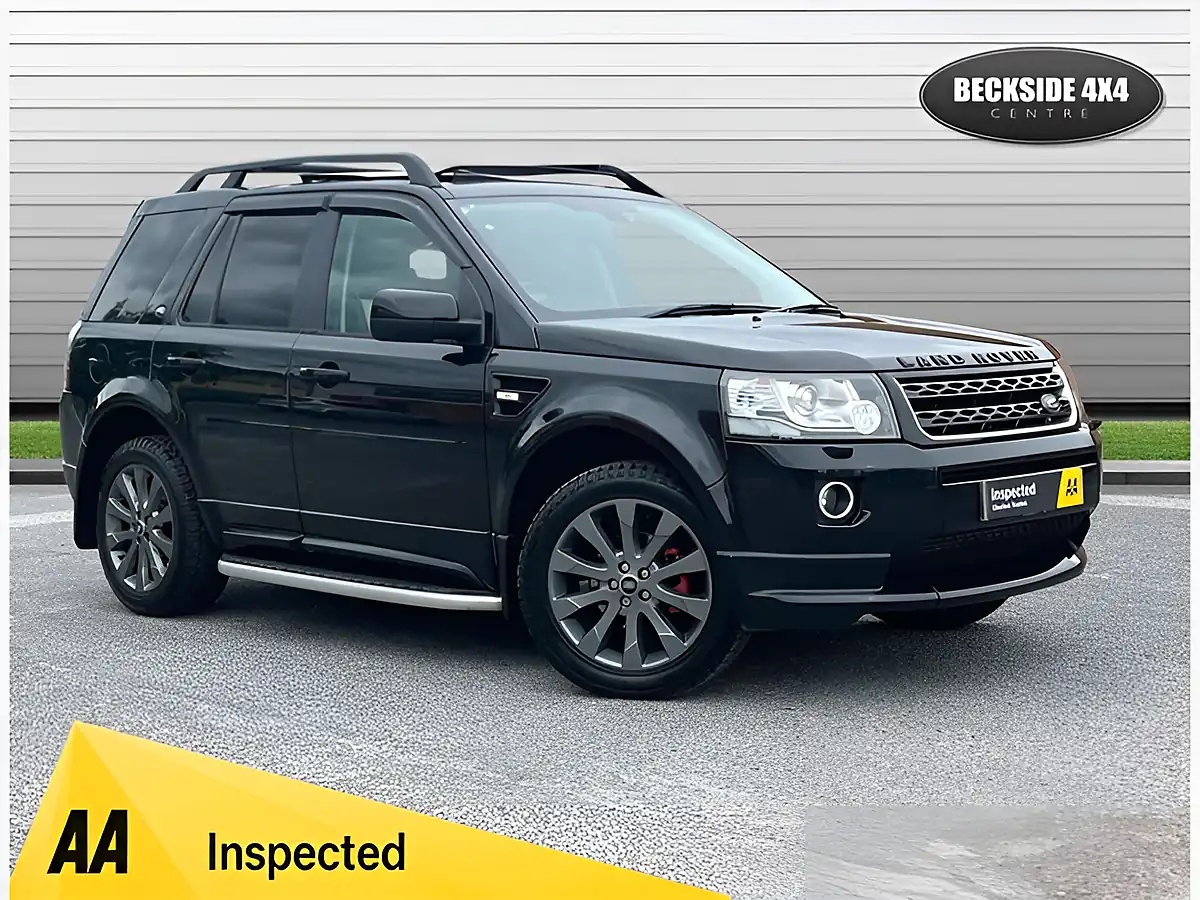 Used 2013 Land Rover Freelander Dynamic Santorini Black - Front View