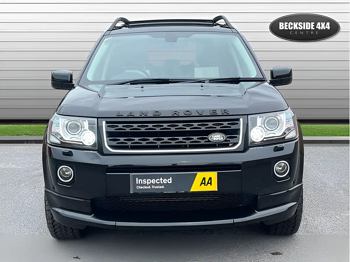 Used 2013 Land Rover Freelander Dynamic Santorini Black - Interior and Exterior details 8
