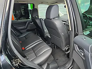 Used 2013 Land Rover Freelander Xs Black - Interior and Exterior details 12