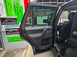 Used 2013 Land Rover Freelander Xs Black - Interior and Exterior details 18