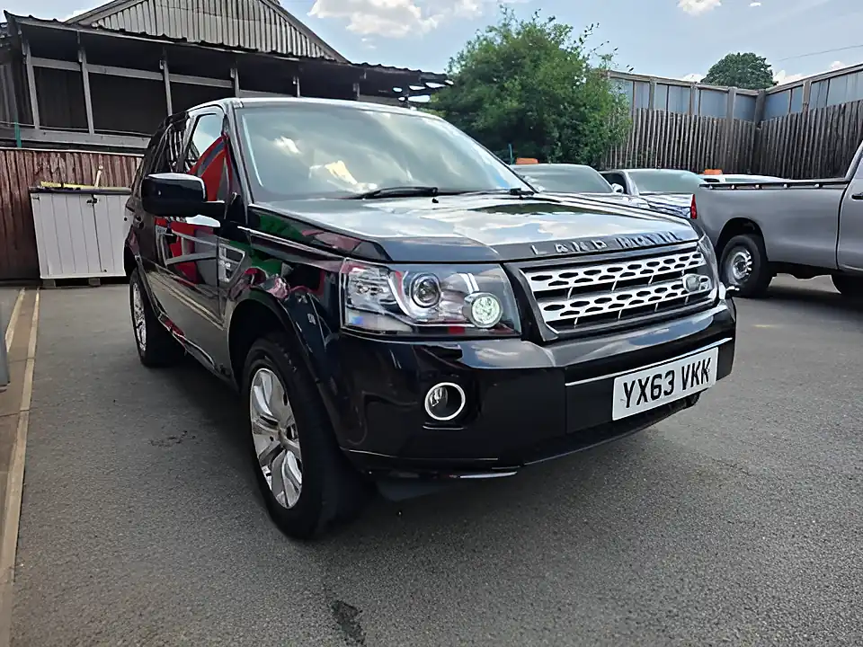 Used 2013 Land Rover Freelander Xs Black - Interior and Exterior details 3