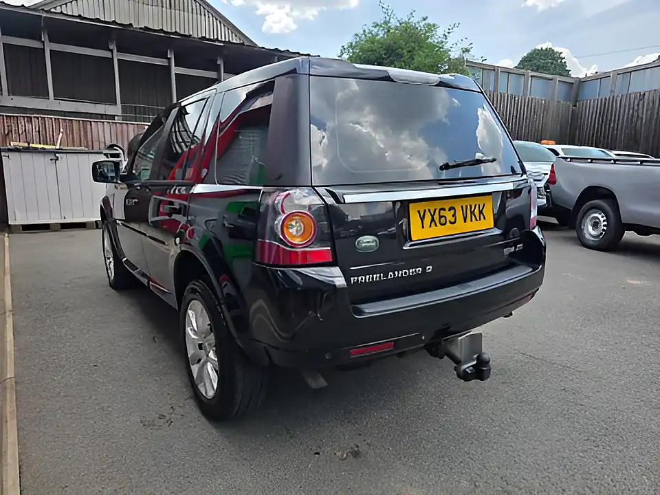 Used 2013 Land Rover Freelander Xs Black - Interior and Exterior details 6