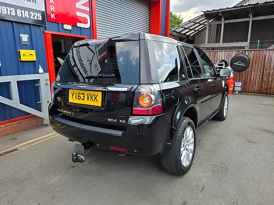 Used 2013 Land Rover Freelander Xs Black - Interior and Exterior details 8