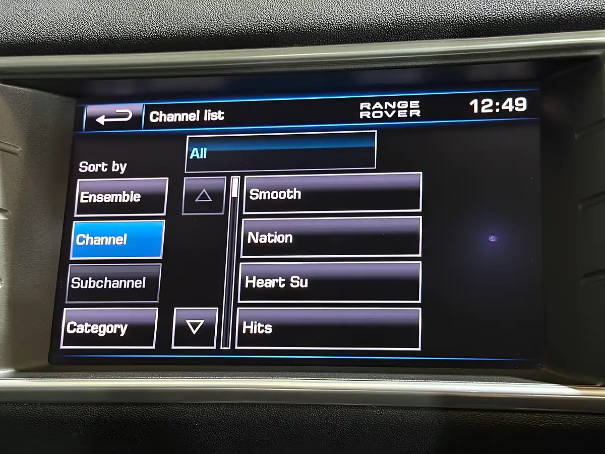 Used 2013 Land Rover Range Rover Evoque Dynamic Black - Interior and Exterior details 14
