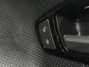 Used 2013 Land Rover Range Rover Evoque Dynamic Black - Interior and Exterior details 16