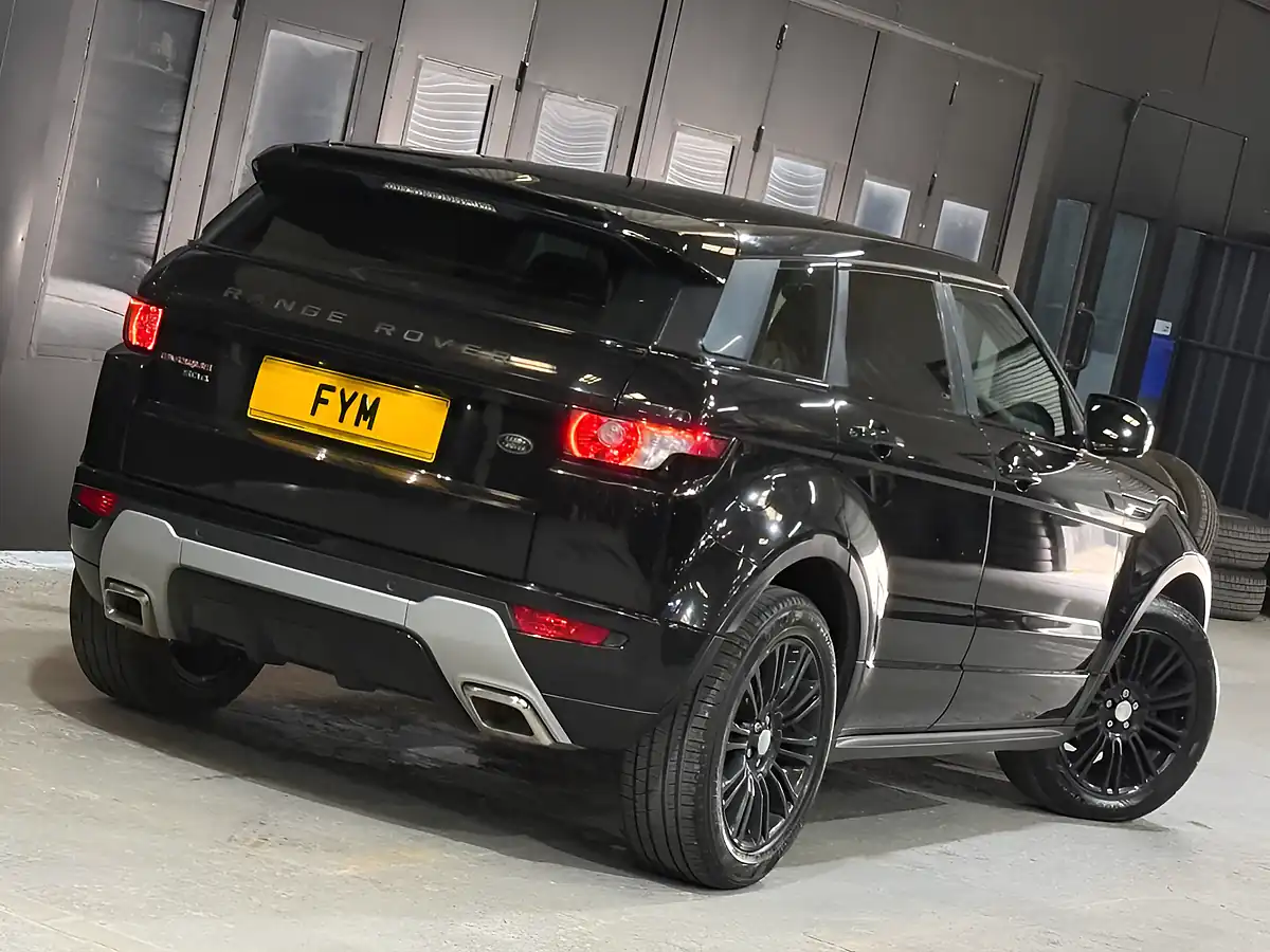 Used 2013 Land Rover Range Rover Evoque Dynamic Black - Interior and Exterior details 18