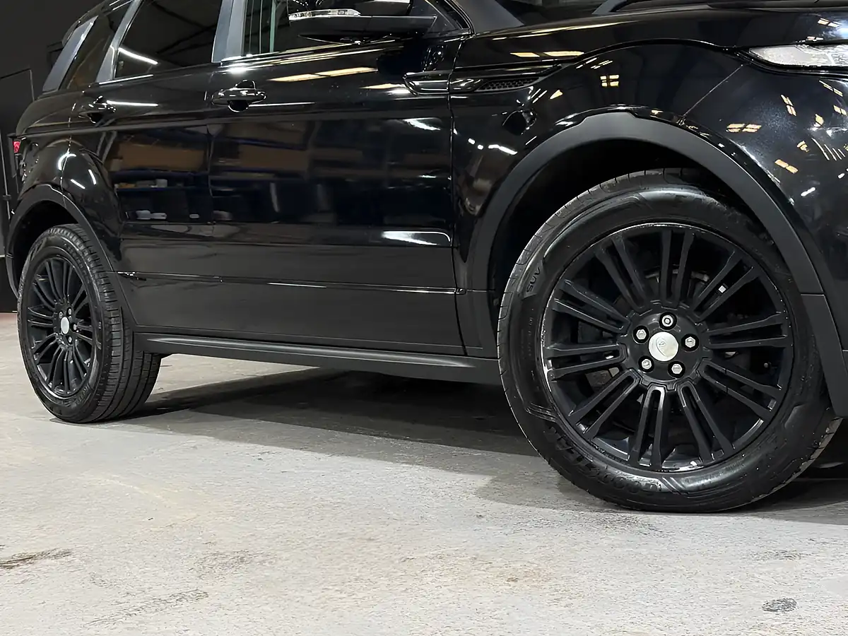 Used 2013 Land Rover Range Rover Evoque Dynamic Black - Interior and Exterior details 20