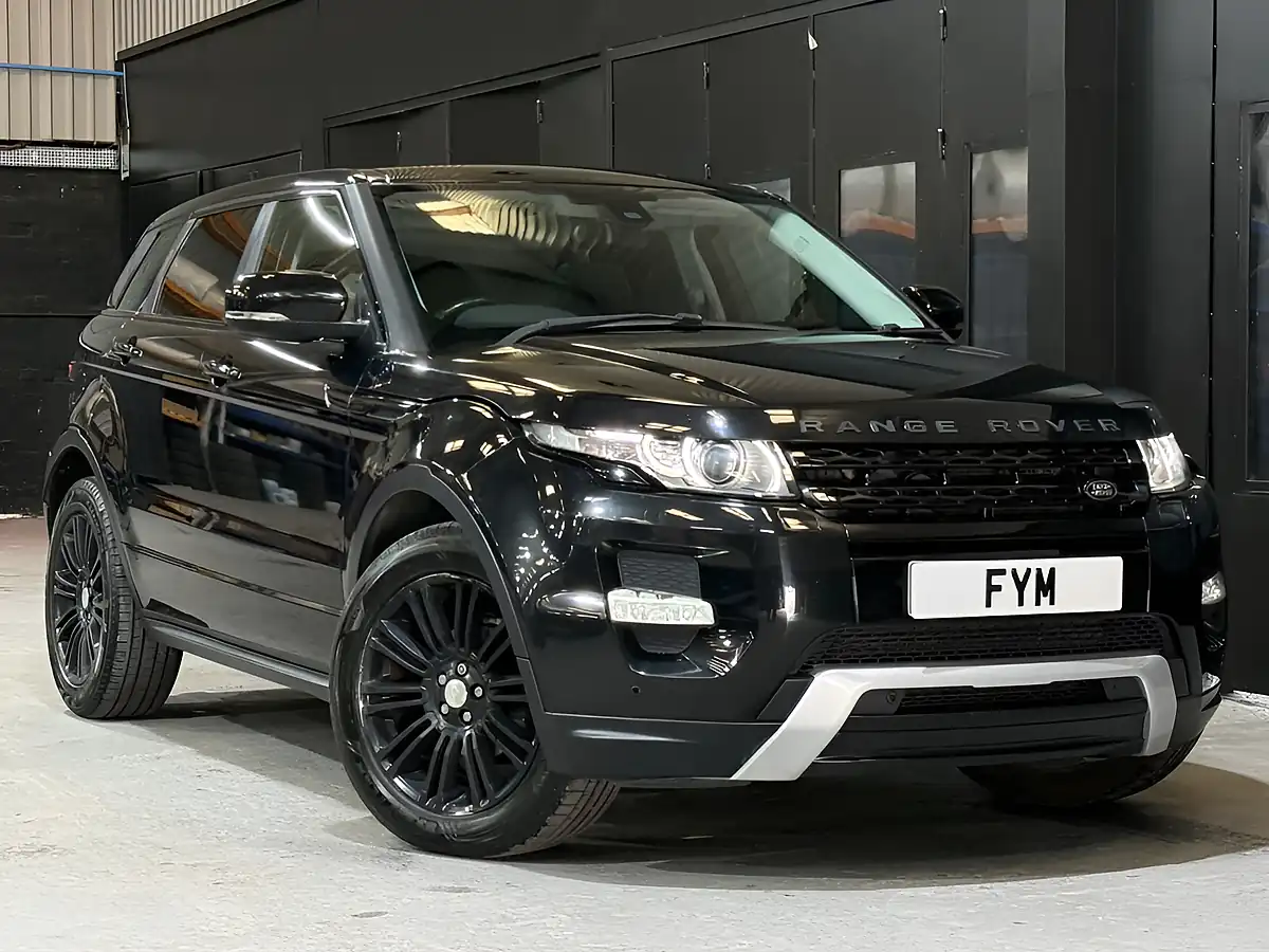 Used 2013 Land Rover Range Rover Evoque Dynamic Black - Interior and Exterior details 3