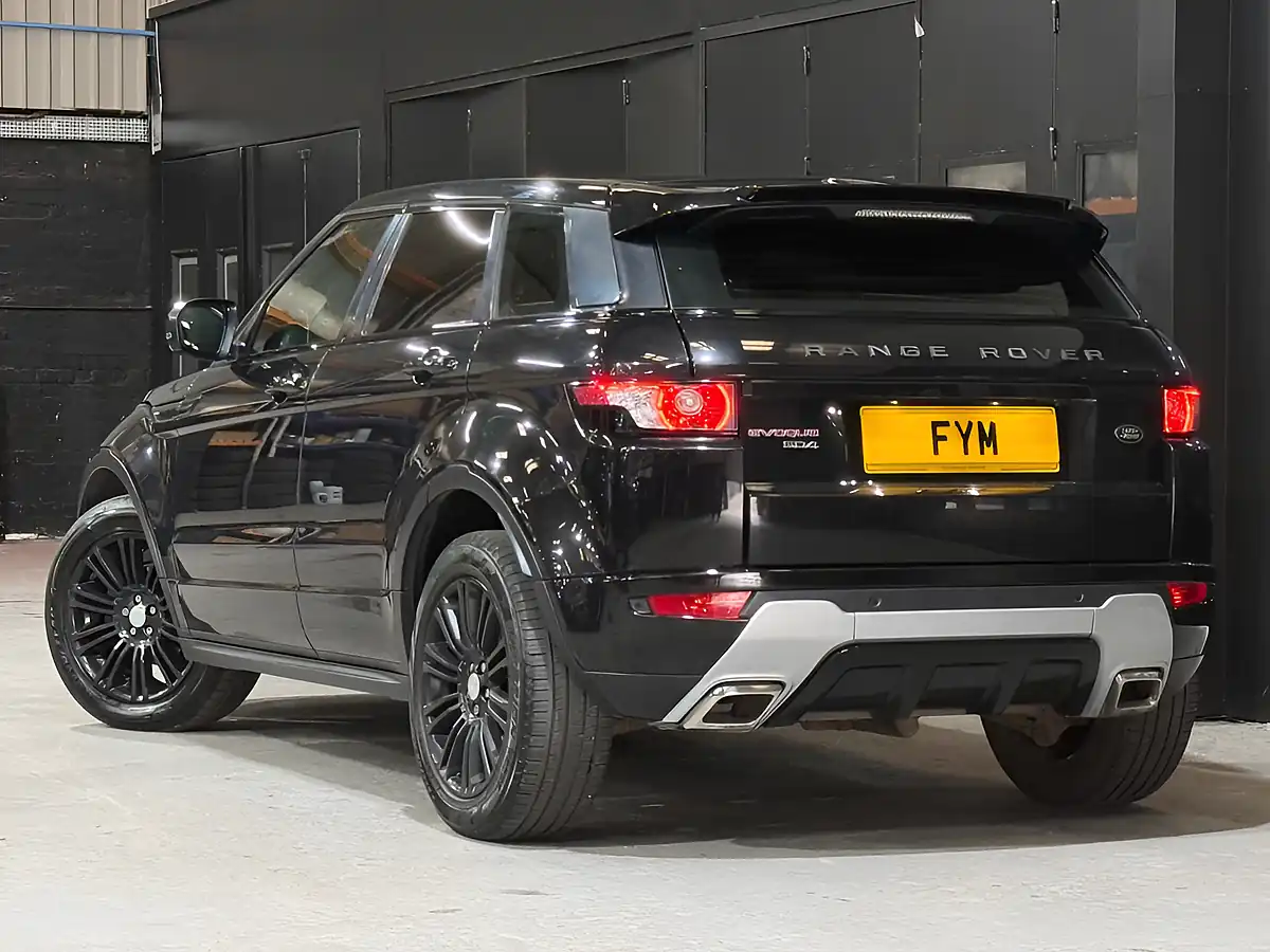 Used 2013 Land Rover Range Rover Evoque Dynamic Black - Interior and Exterior details 5