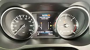 Used 2013 Land Rover Range Rover Evoque Dynamic Black - Interior and Exterior details 8