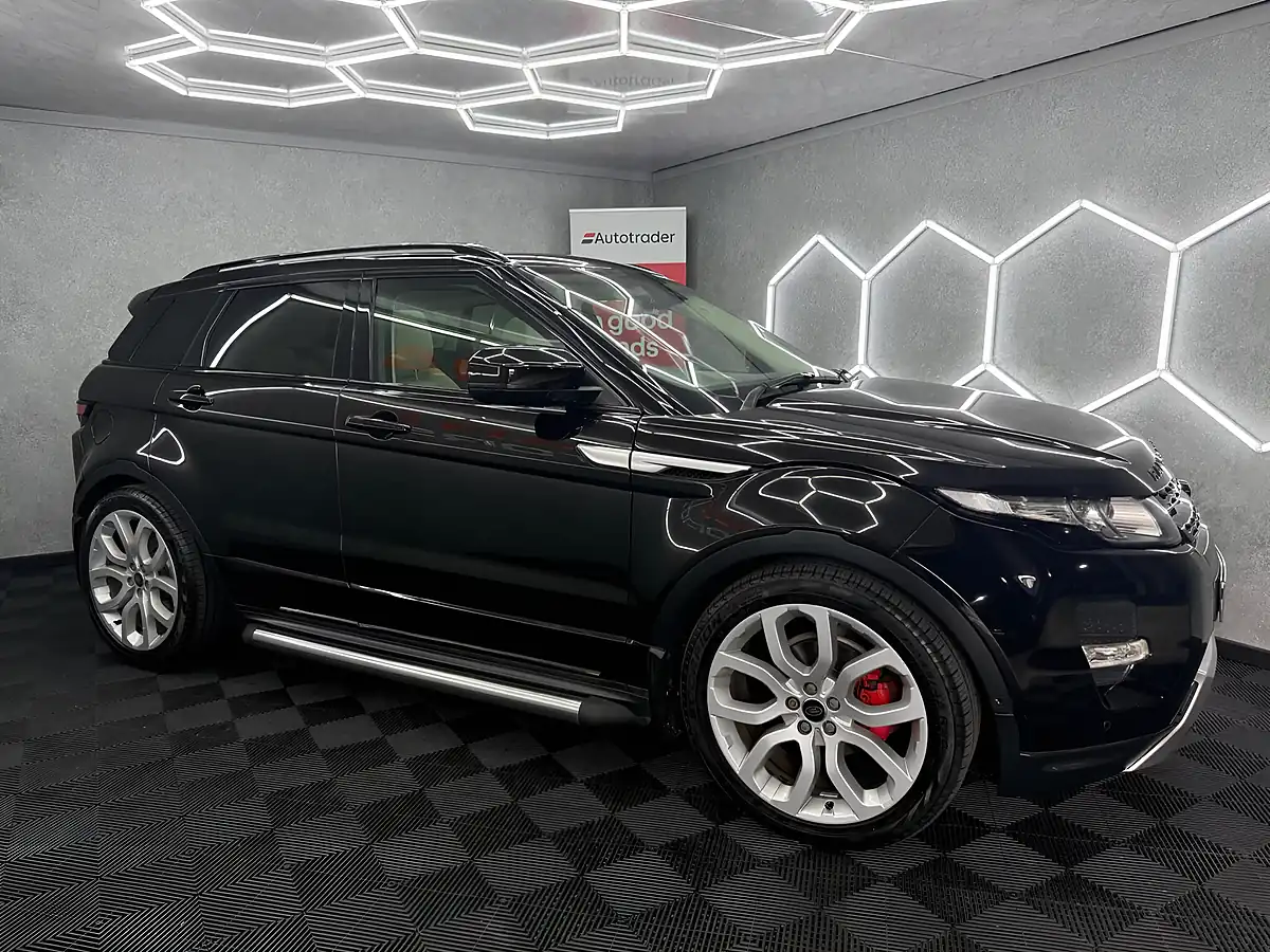 Used 2013 Land Rover Range Rover Evoque Dynamic Black - Interior and Exterior details 8