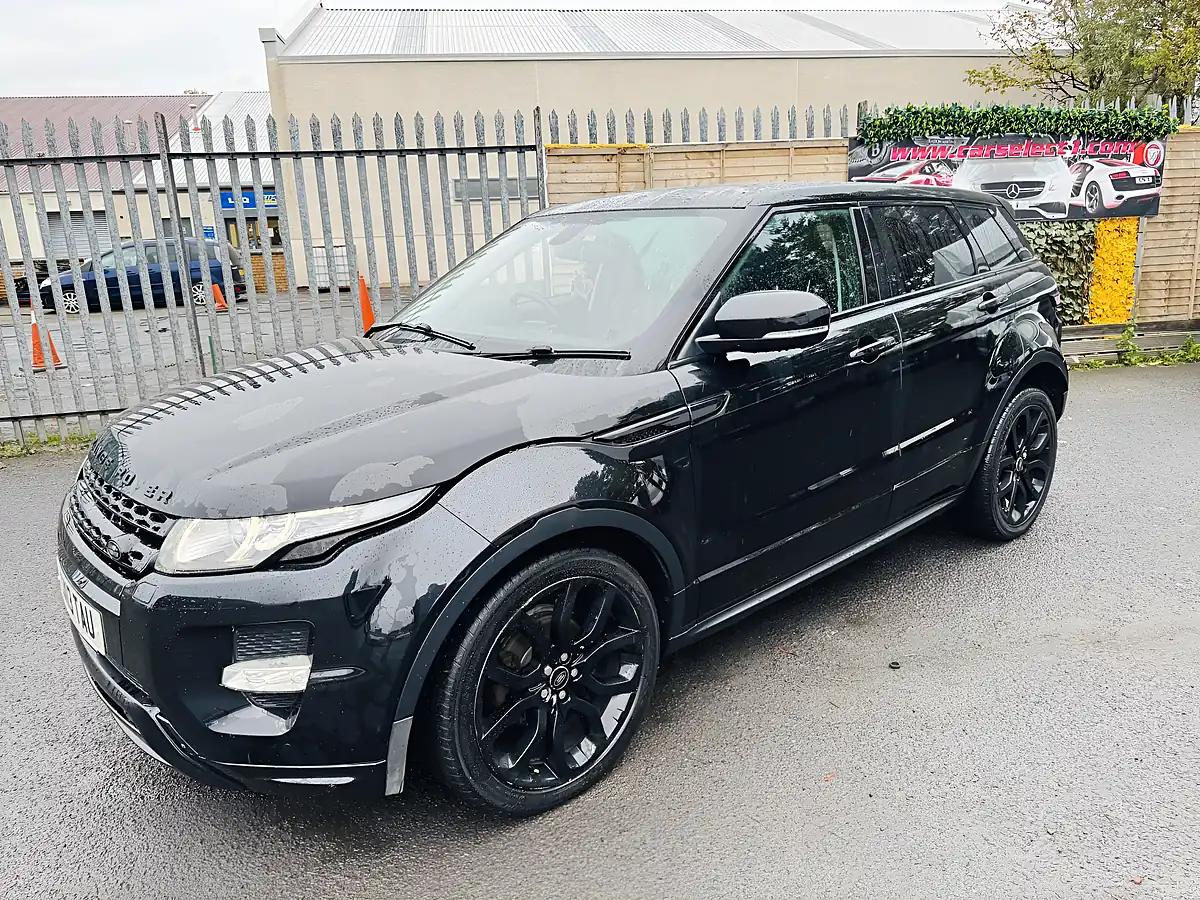 Used 2013 Land Rover Range Rover Evoque Dynamic Black - Interior and Exterior details 10