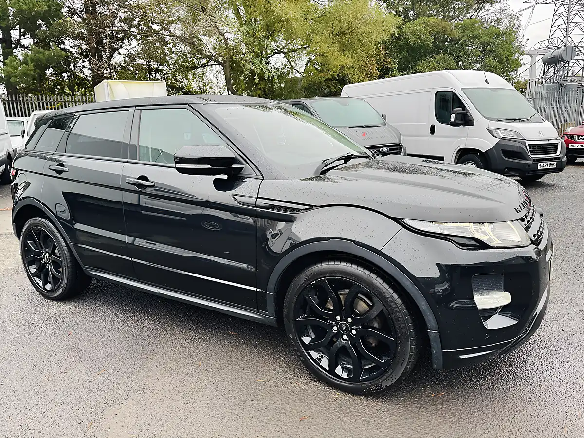 Used 2013 Land Rover Range Rover Evoque Dynamic Black - Interior and Exterior details 20