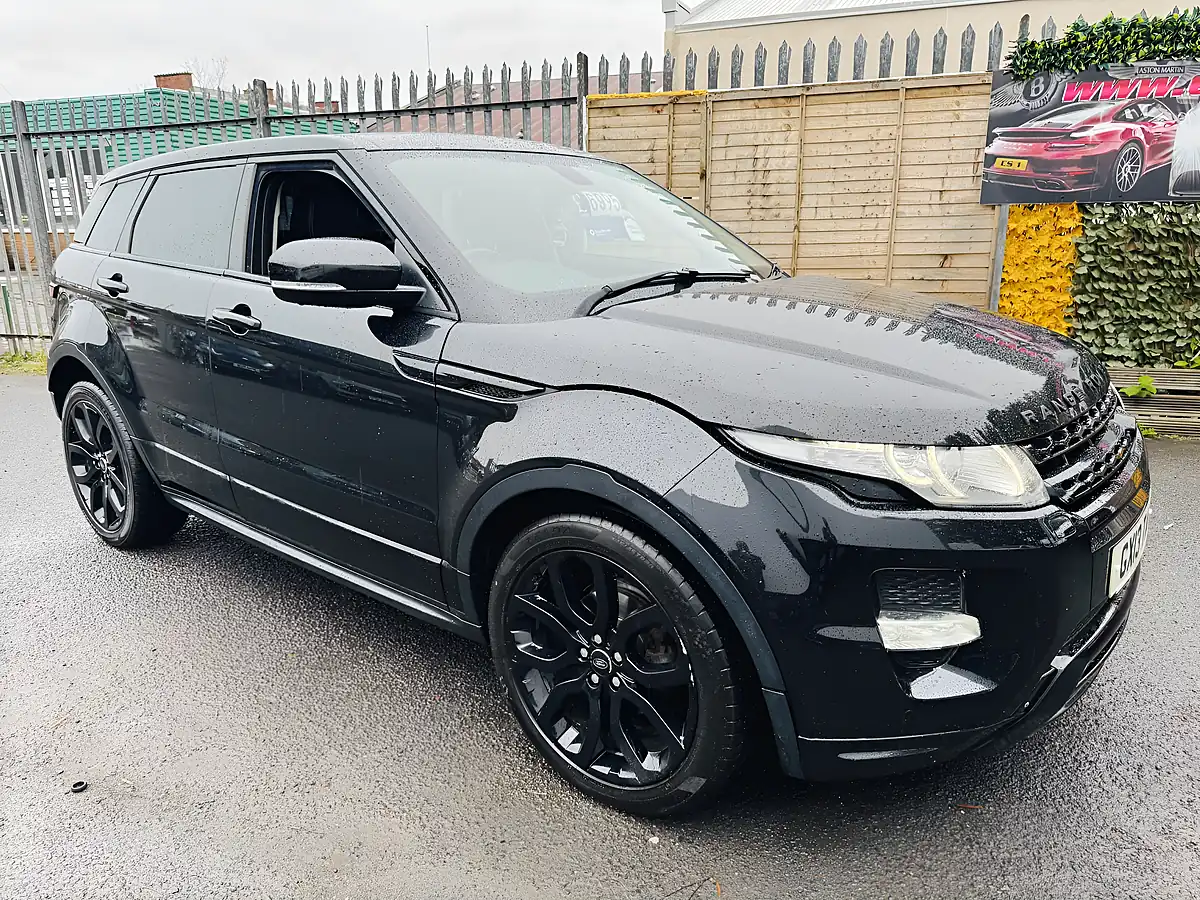 Used 2013 Land Rover Range Rover Evoque Dynamic Black - Interior and Exterior details 5