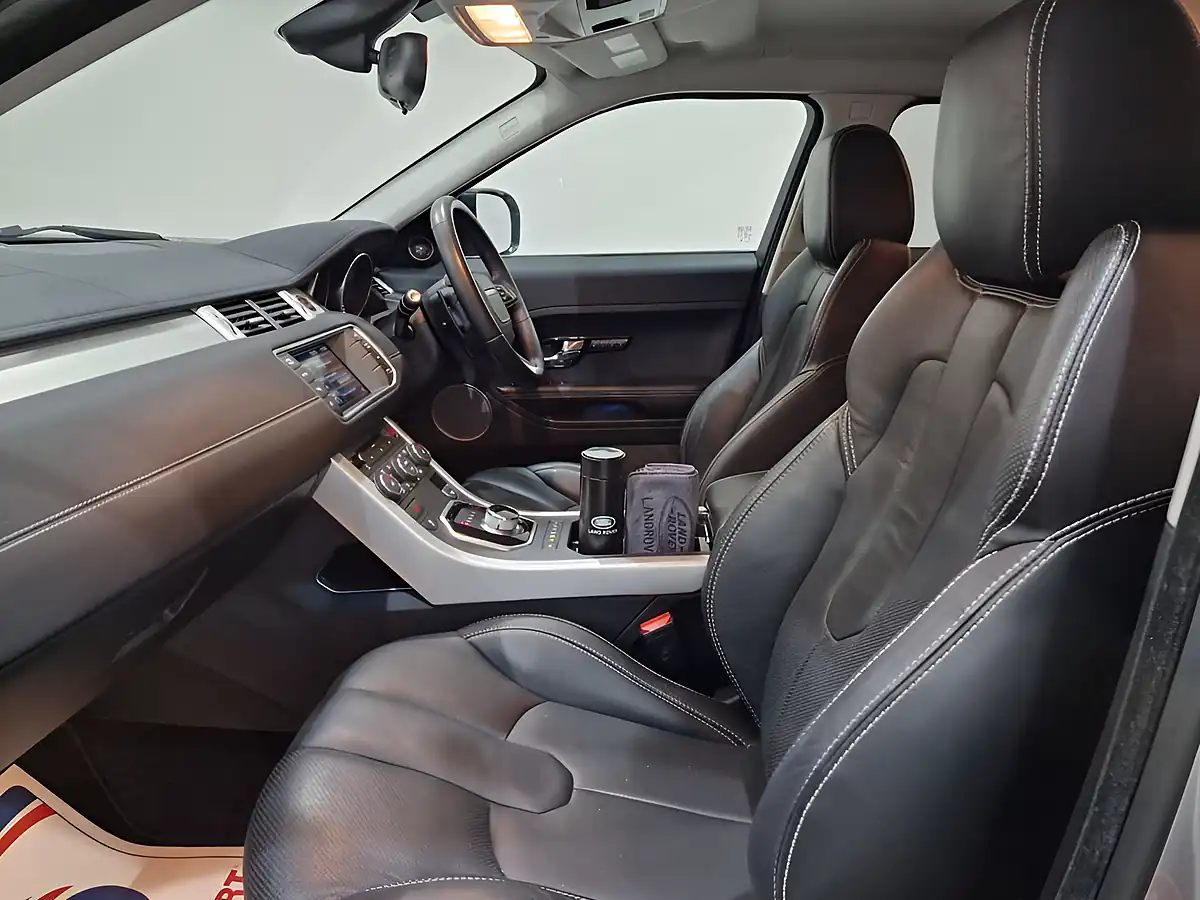 Used 2013 Land Rover Range Rover Evoque Dynamic Grey - Interior and Exterior details 10