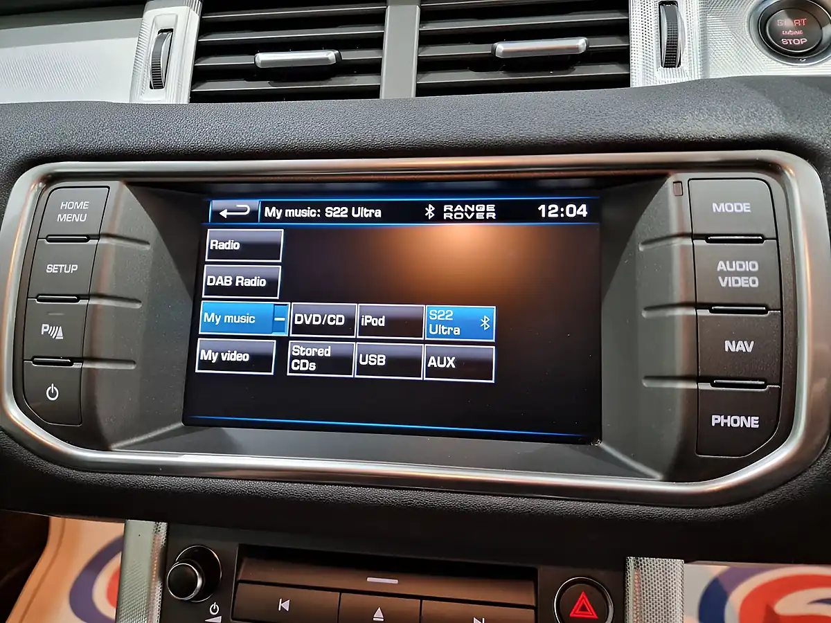 Used 2013 Land Rover Range Rover Evoque Dynamic Grey - Interior and Exterior details 12