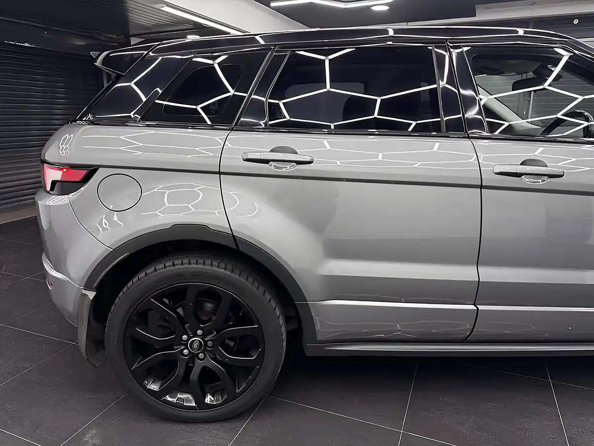 Used 2013 Land Rover Range Rover Evoque Dynamic Grey - Interior and Exterior details 9