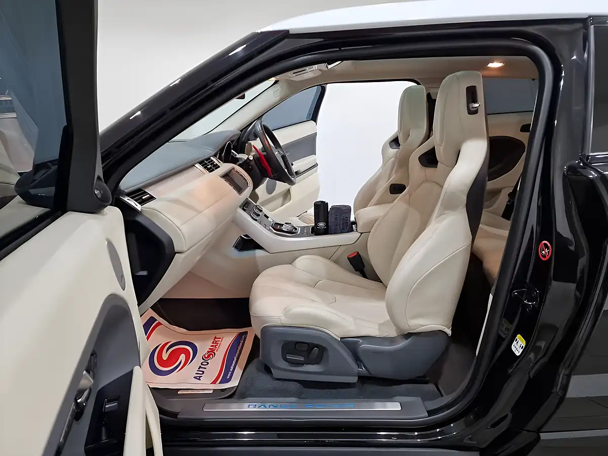 Used 2013 Land Rover Range Rover Evoque Dynamic Lux Black - Interior and Exterior details 16